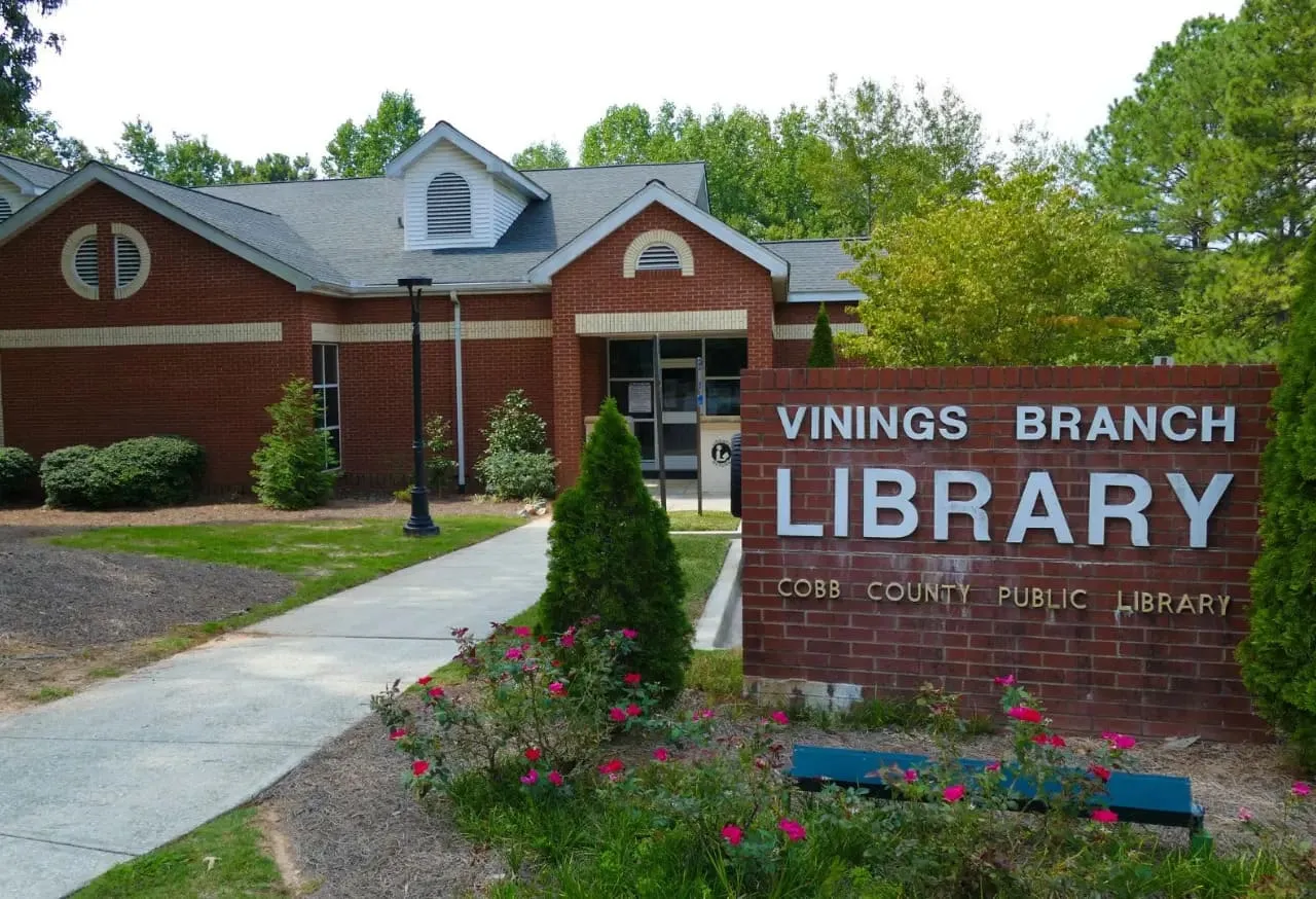 The Vinings Branch library where Kara taught her workshop